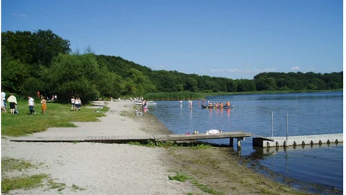 Frederikskilde, badestrand ved Tystrup Sø
